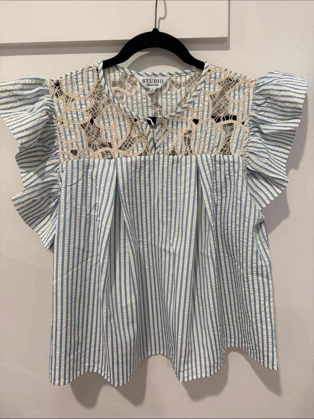 Studio Strut and Bolt Women’s Blouse
